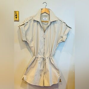 Pistola Zip-up Romper Size SMALL